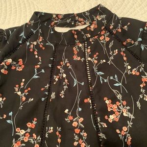 🌼 3 for $10/ Sienna Sky Floral Short Sleeve High Neck Blouse